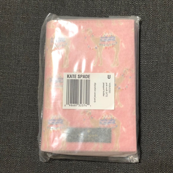 Kate Spade Daycation Camel Party in Pink Passport - Picture 4 of 5